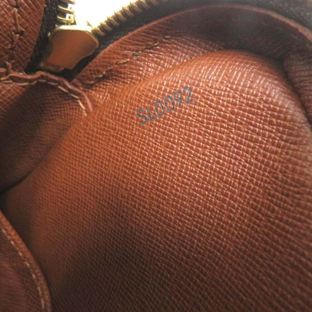 LOUIS VUITTON Brown Monogram Shoulder Bag - Picture 11 of 11